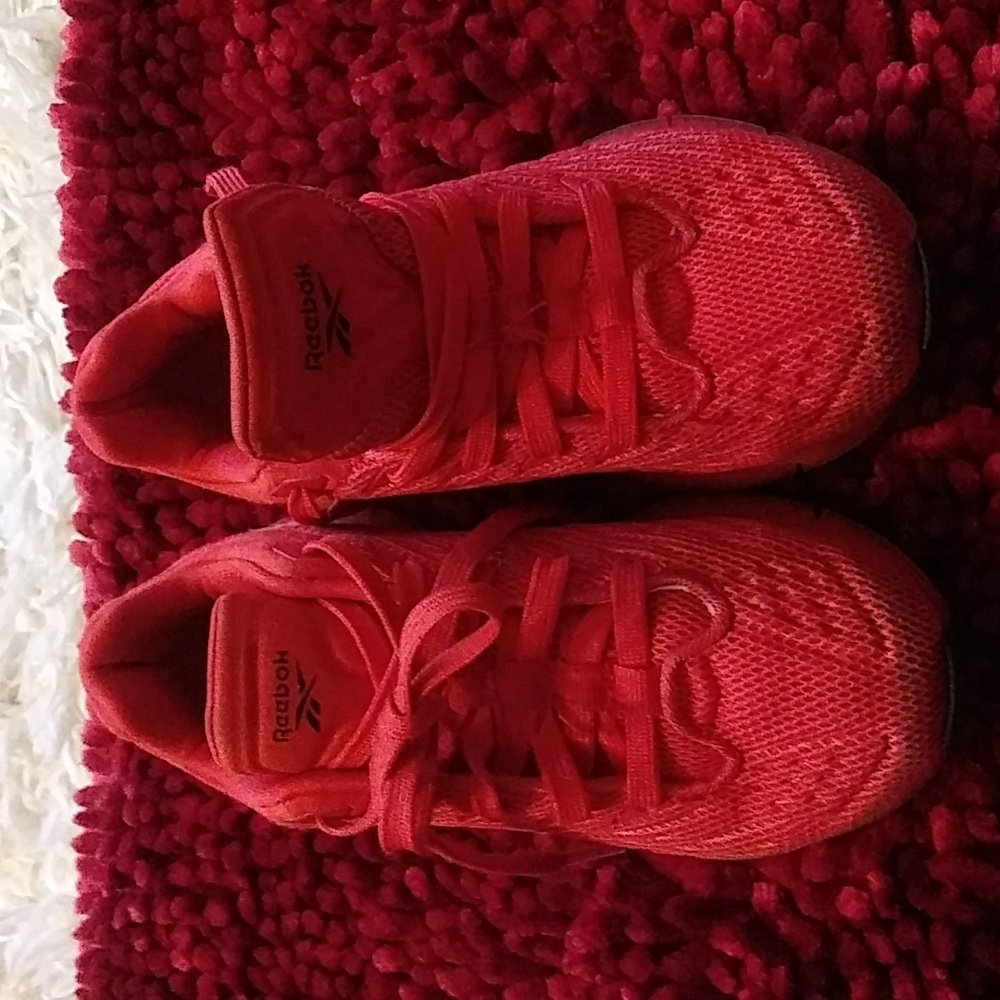 Size 11 toddler Reebok red